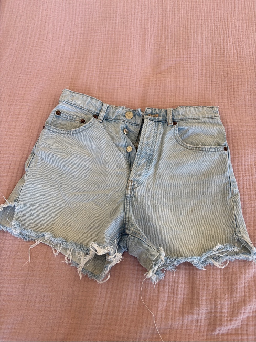 Zara Light Wash Frayed Hem Denim Shorts